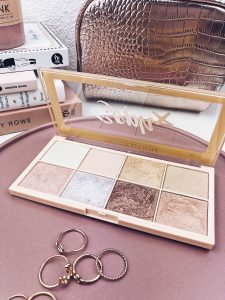 Revolution Palette