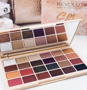 Revolution Palette